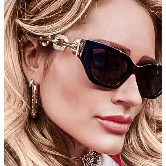 Small Metal Chain Sunglasses Thick Frame Retro Cat Eye Elegant Glasses Stamping Tudor Gold